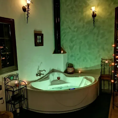 Molino Navarenas Apartment