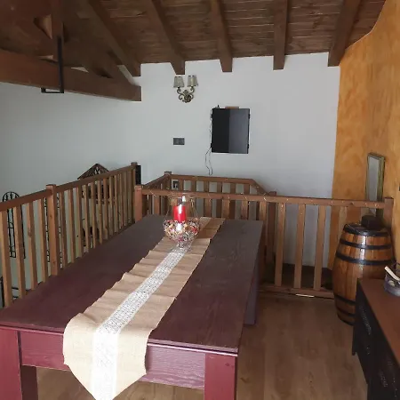 Molino Navarenas Apartment